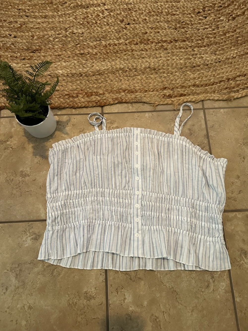 PLEATED STRIPED TANK